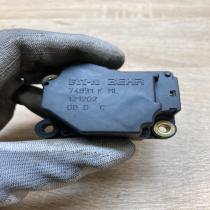 74931F 121202  Air flap motor/actuator Volvo S40