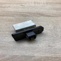 9U217   Heater blower motor/fan resistor Mazda 5
