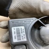 1K0951605B   Alarm system siren Volkswagen PASSAT B6