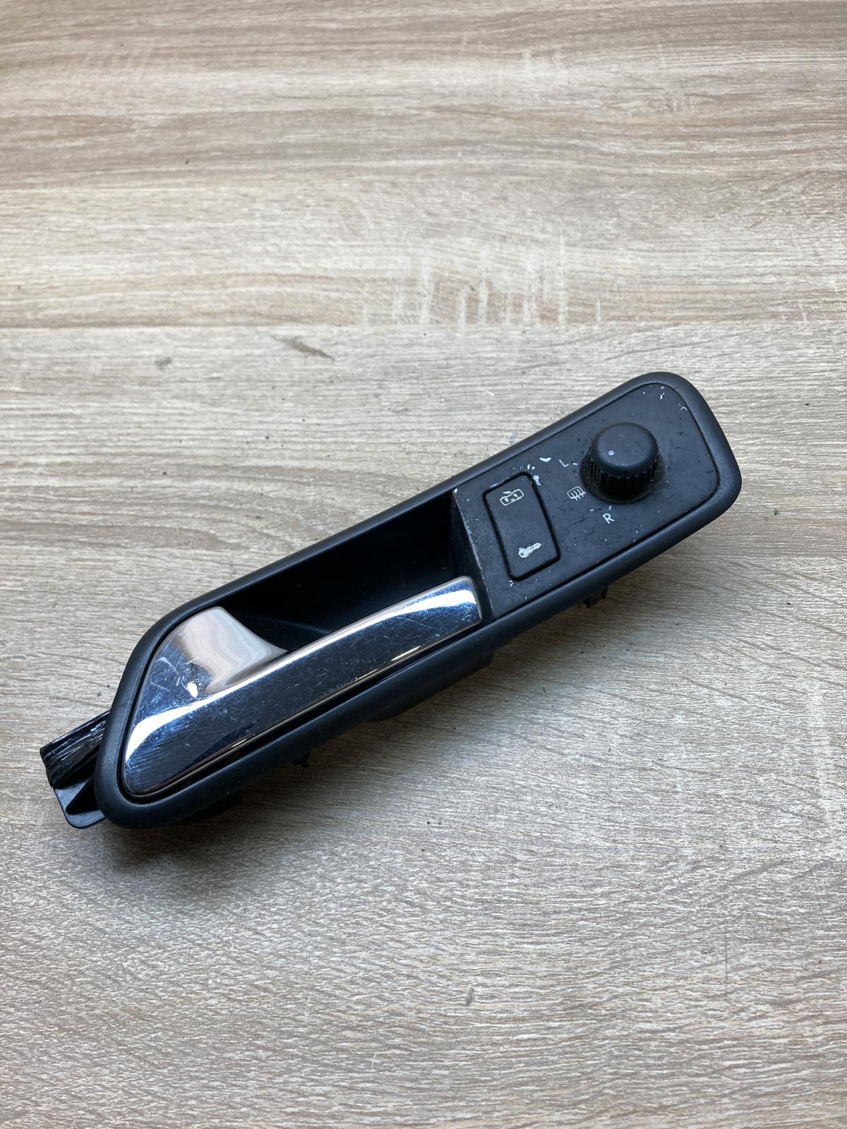 1T1837113B 1T1959552  Front door interior handle Volkswagen Touran I