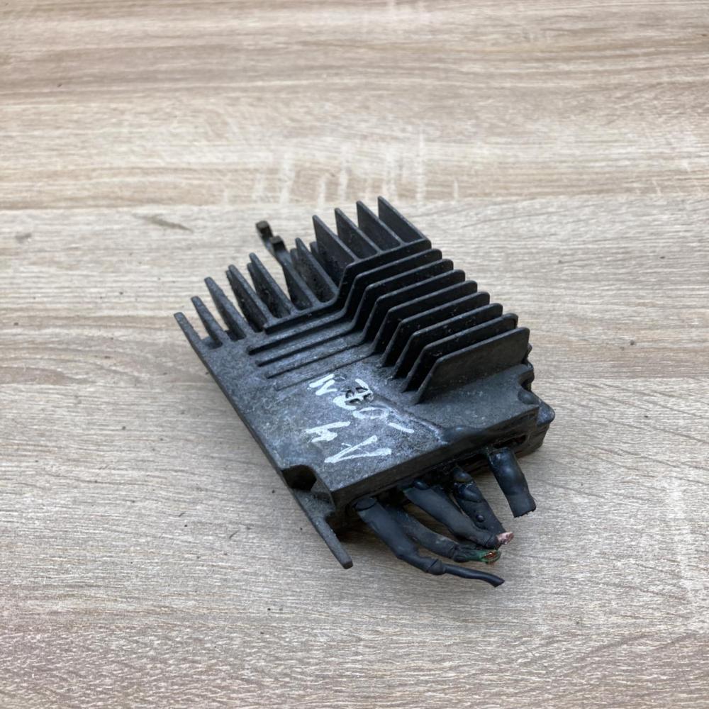 8E0959501F 873487F  Coolant fan relay Audi A4 S4 B7 8E 8H