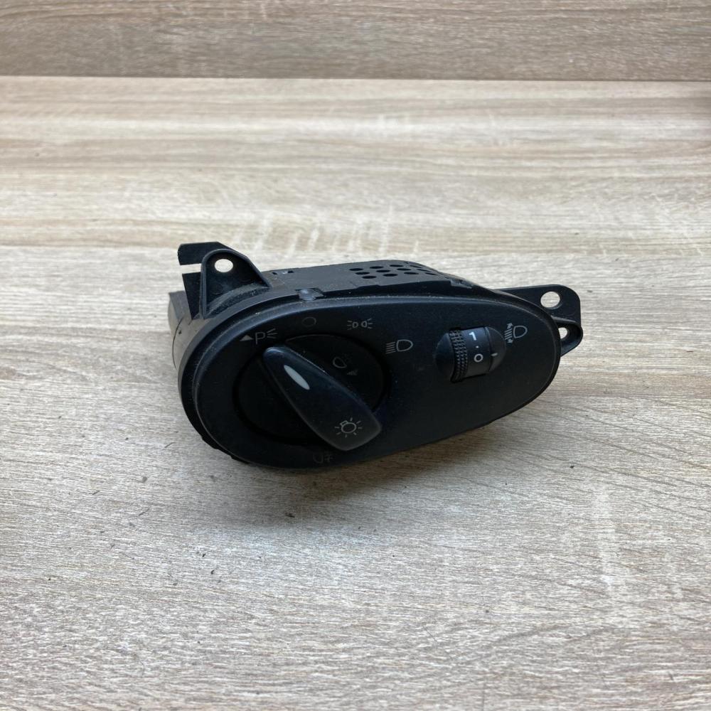 98AG13A024CG 98AG 13A024 CG  Light switch Ford Focus