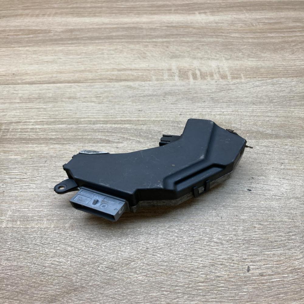 75133487 2 73010147  Heater blower motor/fan resistor Opel Vectra C