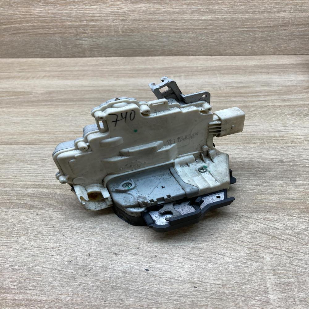 4F2837016   Front door lock Audi A6 S6 C6 4F
