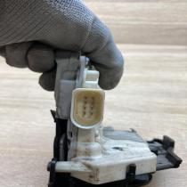 8E0839015AA   Rear door lock Audi A4 S4 B7 8E 8H