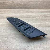 35750 T5R A112 M1 35750T5RA112M1  Electric window control switch Honda Fit III