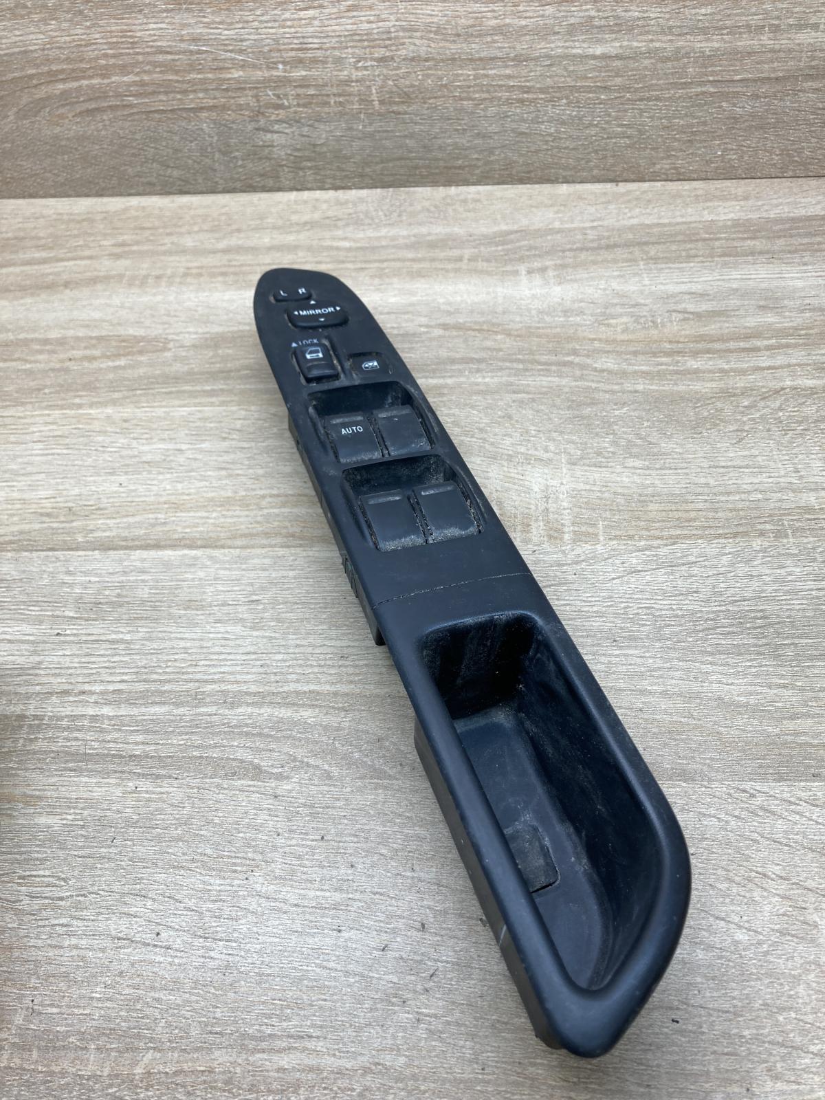 183606   Electric window control switch Mazda 6