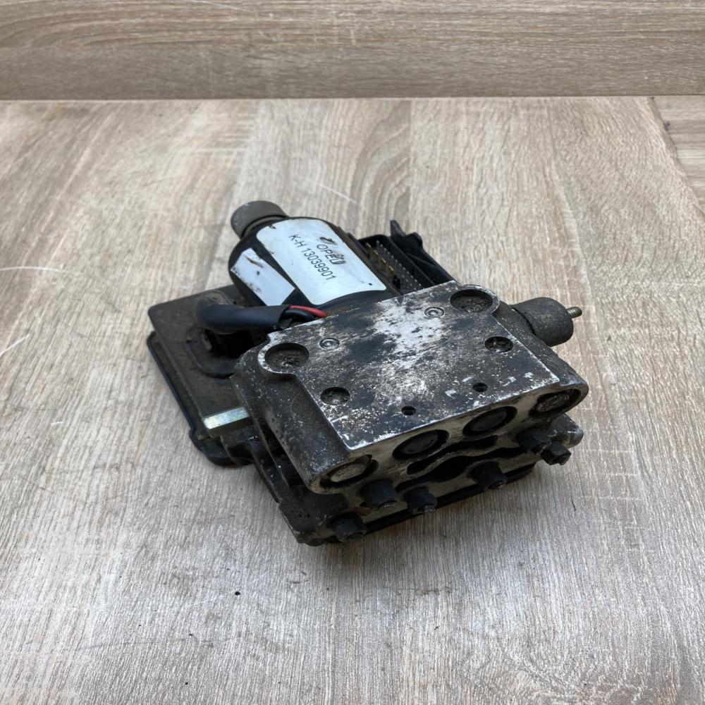 13040101 13039901 S108022001C ABS Pump Opel Vectra B