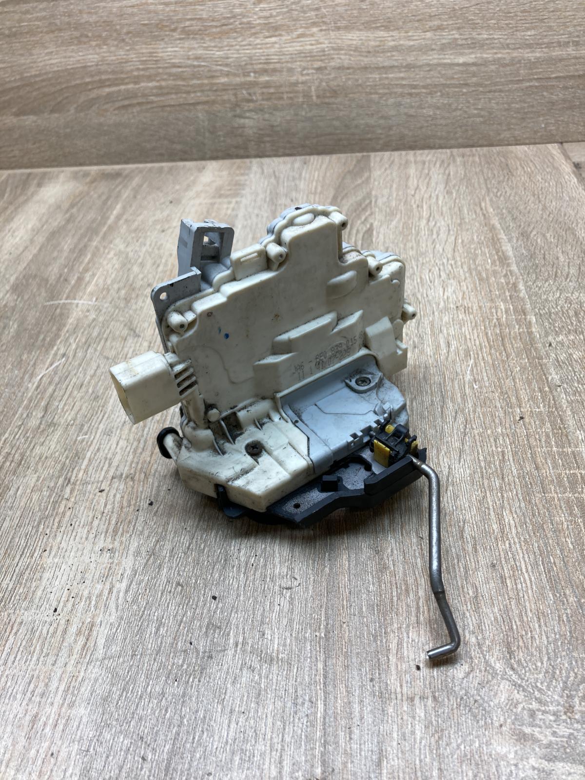 8E0839015AB   Rear door lock Audi A4 S4 B7 8E 8H