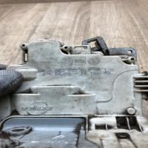 8E2837016AA   Front door lock Audi A4 S4 B7 8E 8H
