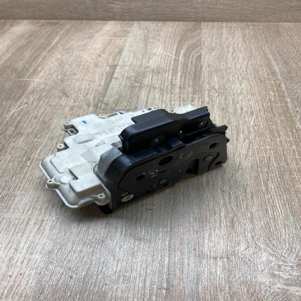 8E0839016AA   Rear door lock Audi A4 S4 B6 8E 8H