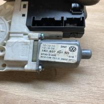 3C0959793A 1K5837401AS  Front door window regulator motor Volkswagen Golf VI