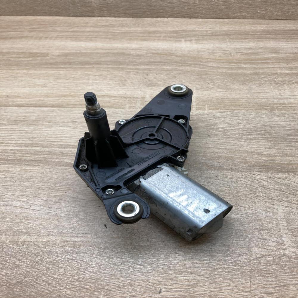 8200311486   Rear window wiper motor Renault Twingo II