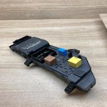 13168781 13181983  Fuse module Opel Vectra C