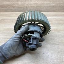 0130111162   Heater fan/blower Audi 100 S4 C4