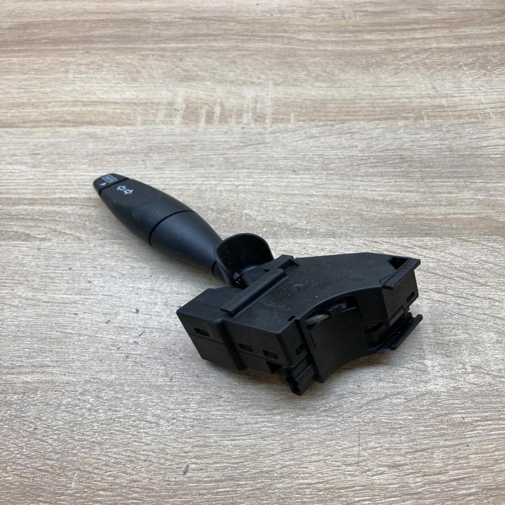 1S7T 13335 BE 1S7T13335BE  Indicator stalk Ford Mondeo Mk III