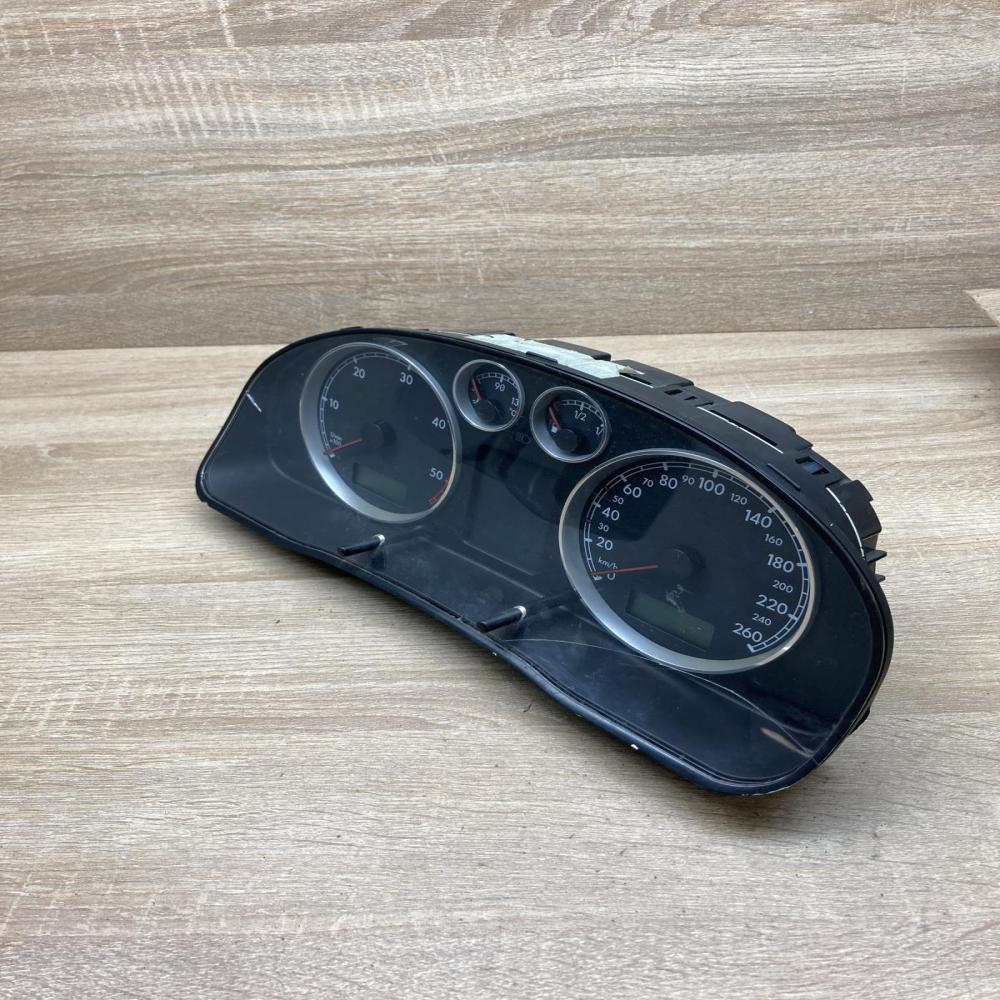 3B0920807A   Speedometer (instrument cluster) Volkswagen PASSAT B5.5