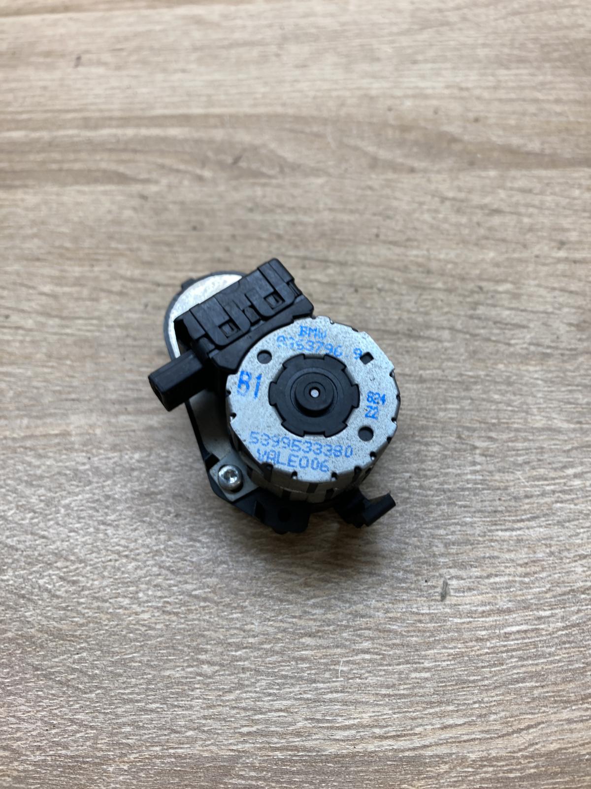 8363796   Air flap motor/actuator BMW 5 E39