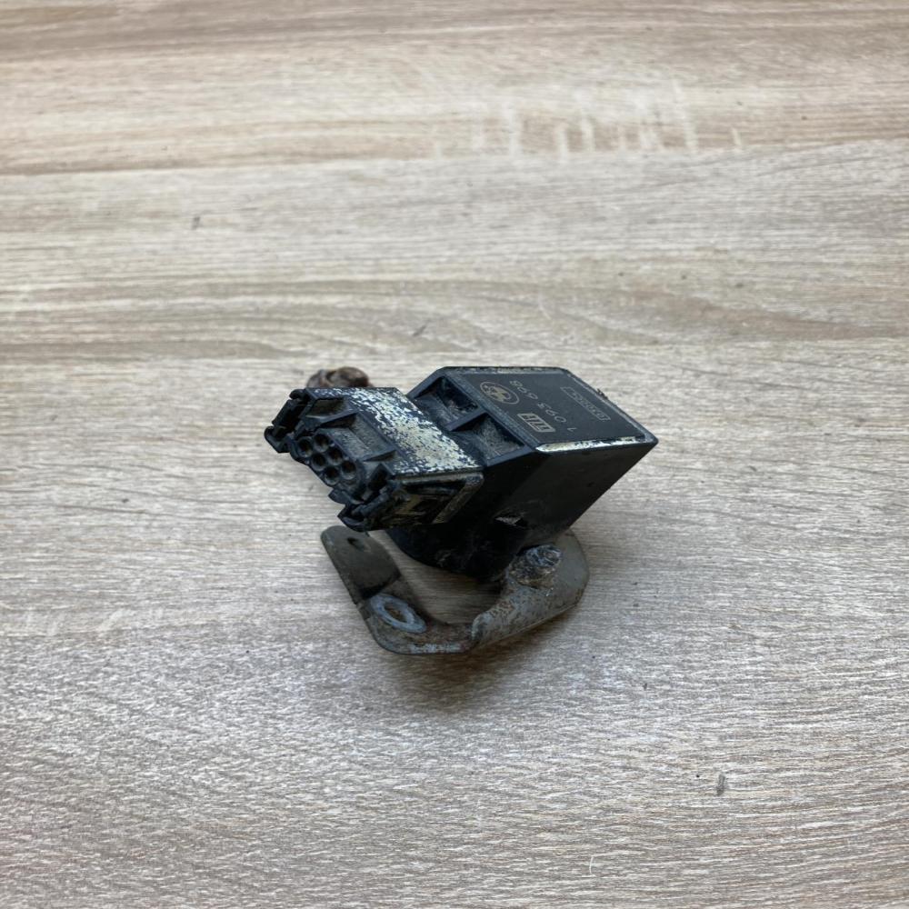 1093698   Headlight/headlamp level sensor BMW 5 E39