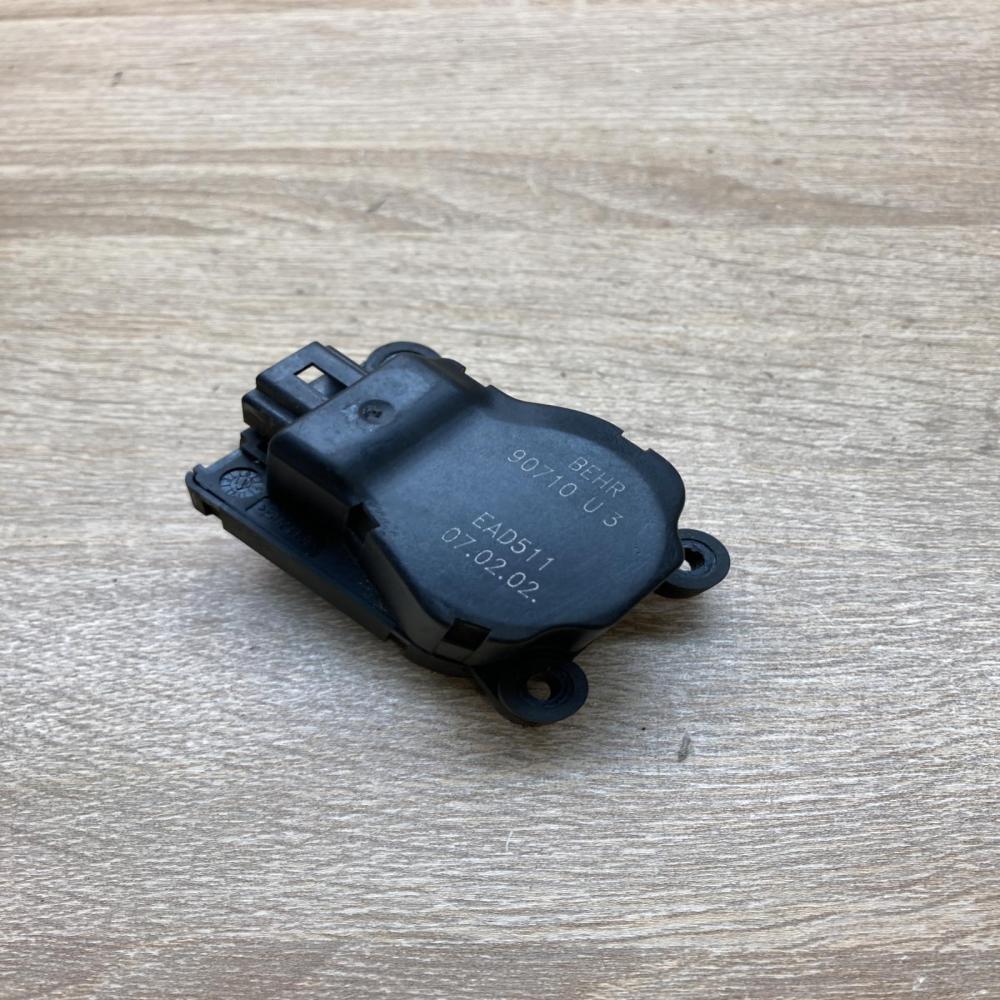 90710 EAD511  Air flap motor/actuator Opel Movano A