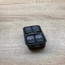 90561086   Electric window control switch Opel Astra G