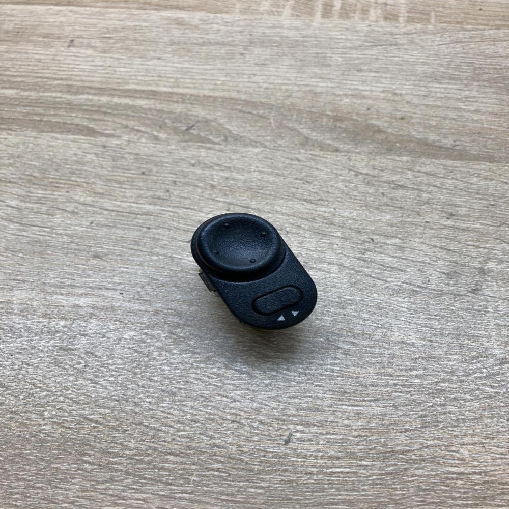 09226861   Wing mirror switch Opel Zafira A