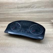 1K0920863B   Speedometer (instrument cluster) Volkswagen Golf V