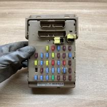 82201XA00B   Fuse module Subaru Tribeca