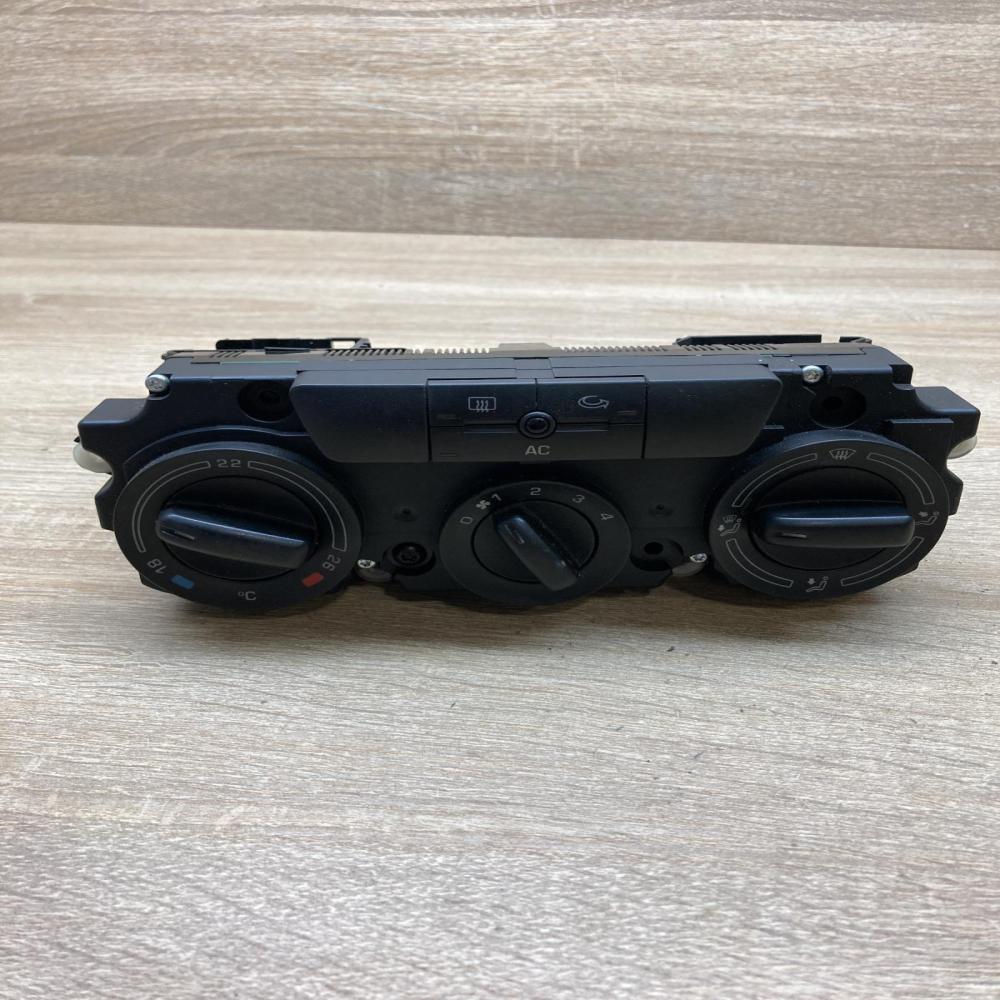 743581 743581 20  Climate control unit Skoda Octavia Mk2 (1Z)