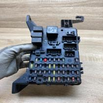 1S7T 14A073 AE 1S7T14A073AE  Fuse module Ford Mondeo Mk III