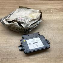 4L0907355B   Hand brake control module Audi Q5 SQ5