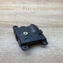 3K010 30840   Air flap motor/actuator Nissan Qashqai