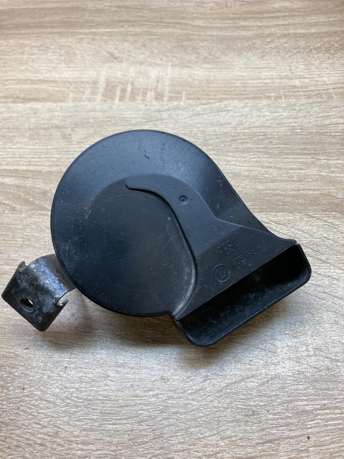 CH2138 AM80 R 49042 Horn signal Volvo V70