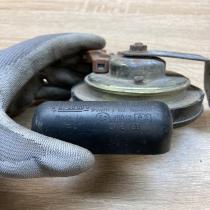 CH2138 AM80 R 49042 Horn signal Volvo V70