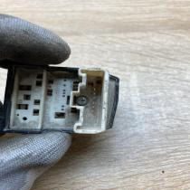 183574   Wing mirror switch Toyota Yaris