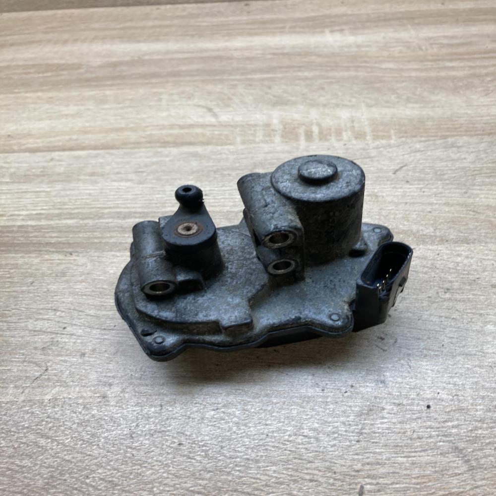 03L129086   Intake manifold valve actuator/motor Volkswagen PASSAT B6