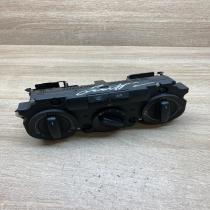 5M2820045A 5HB009327  Climate control unit Volkswagen Tiguan