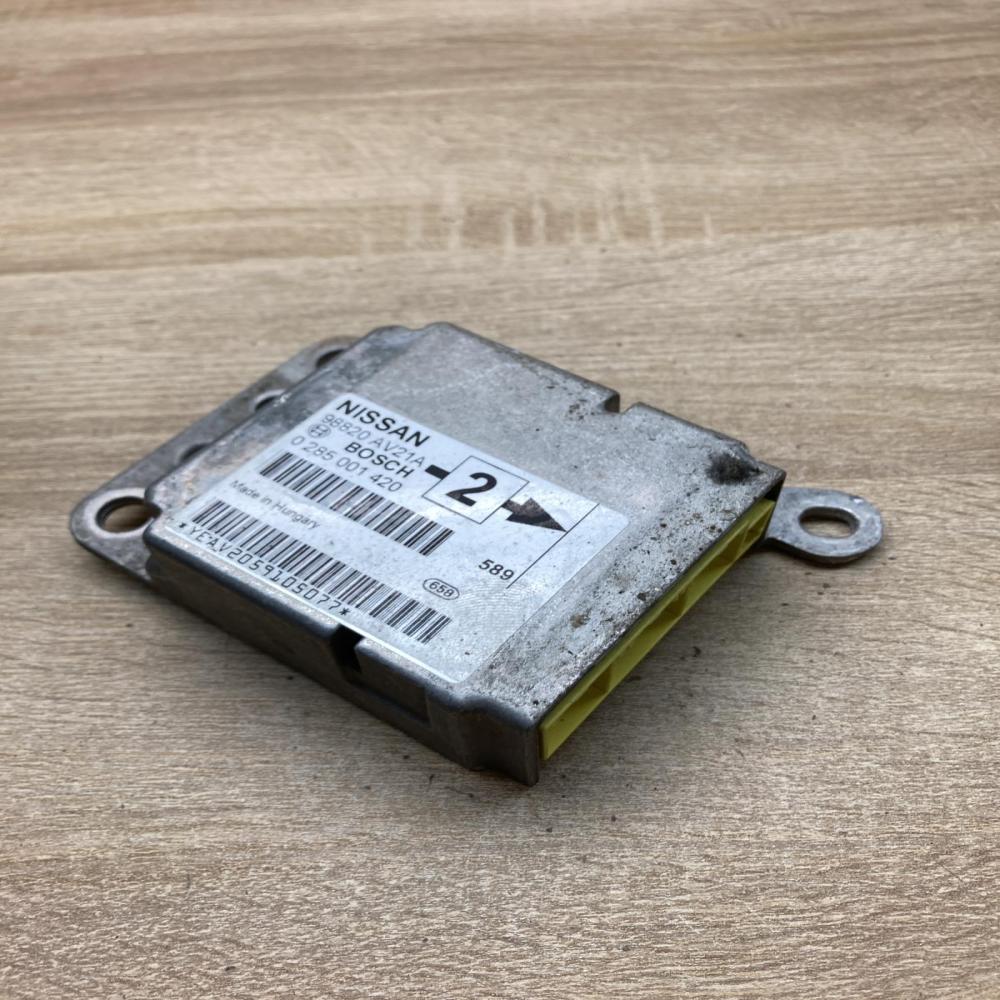 98820AV21A 98820 AV21A 0285001420 Airbag control unit/module Nissan Primera