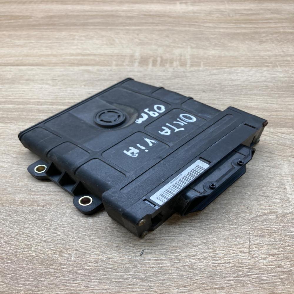09G927750DP   Gearbox control unit/module Skoda Octavia Mk2 (1Z)