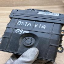 09G927750DP   Gearbox control unit/module Skoda Octavia Mk2 (1Z)