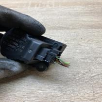 006968W 985853Z  Air flap motor/actuator Opel Vectra C
