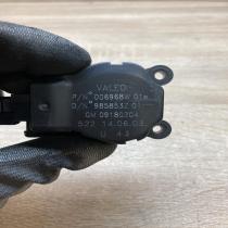 006968W 985853Z  Air flap motor/actuator Opel Vectra C