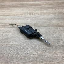 24438209   Fuel tank cap lock motor Opel Vectra C