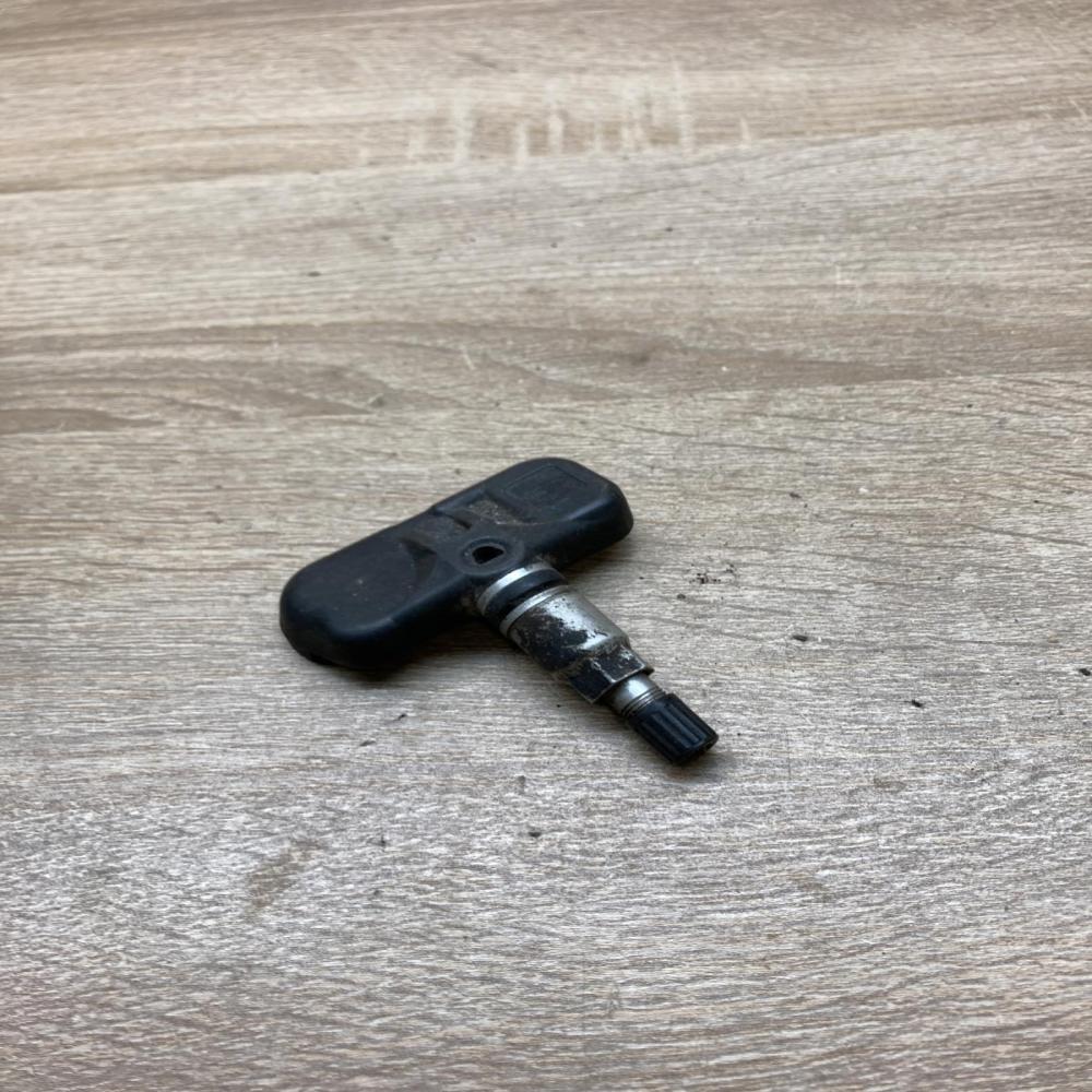 2753 SWA A52 2E32120  Tire pressure sensor Honda Accord