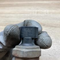 2CP12 F6R05  Oil pressure sensor Nissan X-Trail T30