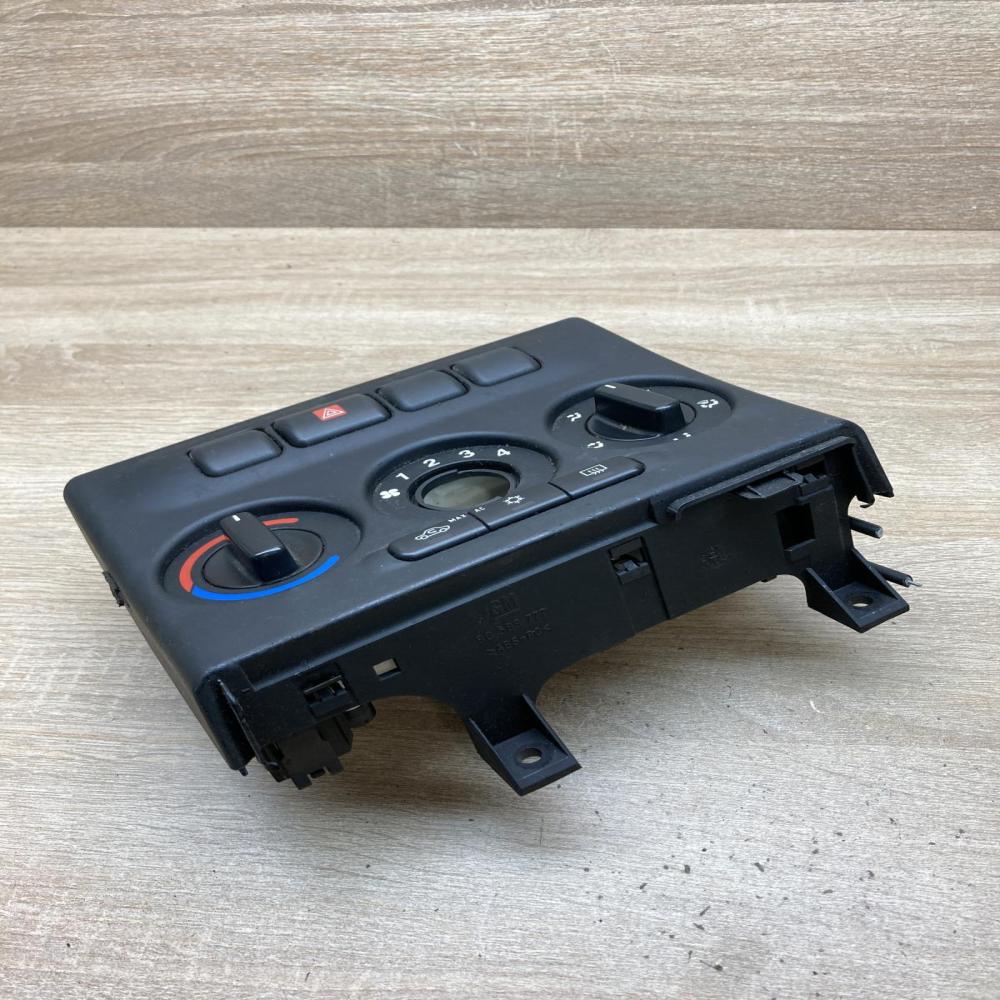 56341 90589777 26042000 Climate control unit Opel Zafira A