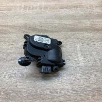 1S7H 19B634 CA 1S7H19B634CA  Air flap motor/actuator Ford Focus