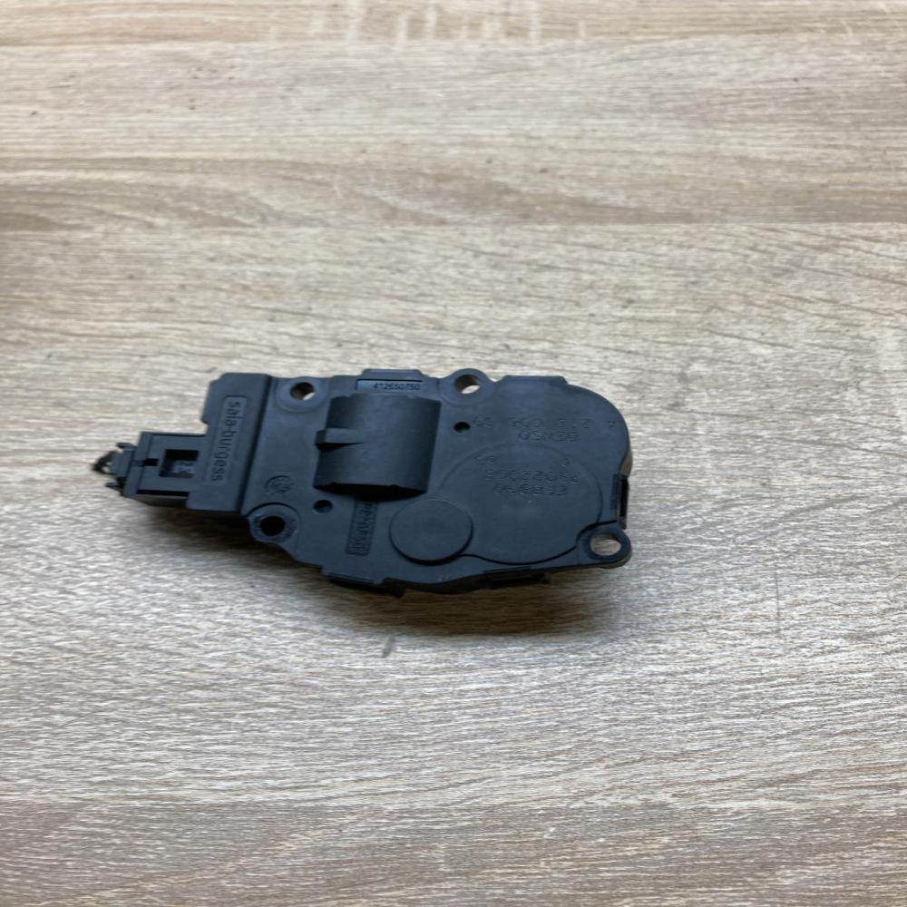 A21200600 23022008  Air flap motor/actuator Citroen C4 I