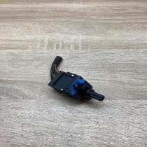 98AWI8578AF   Interior fan control switch Ford Focus