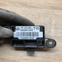 09133263   Airbag deployment crash/impact sensor Opel Zafira A